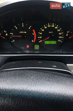 Позашляховик / Кросовер SsangYong Rexton 2002 в 
