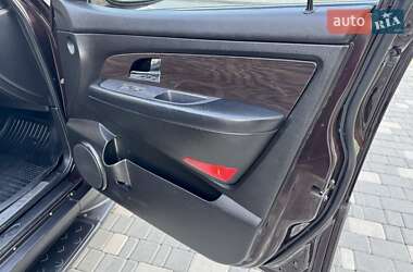Позашляховик / Кросовер SsangYong Rexton 2012 в 