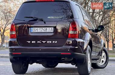 Позашляховик / Кросовер SsangYong Rexton 2012 в 