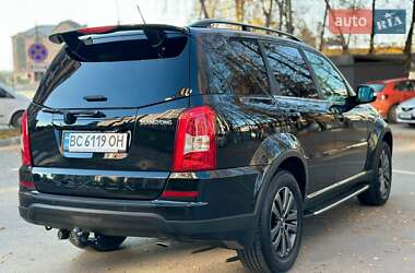 Внедорожник / Кроссовер SsangYong Rexton 2013 в 