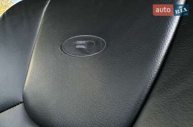 Внедорожник / Кроссовер SsangYong Rexton 2013 в 