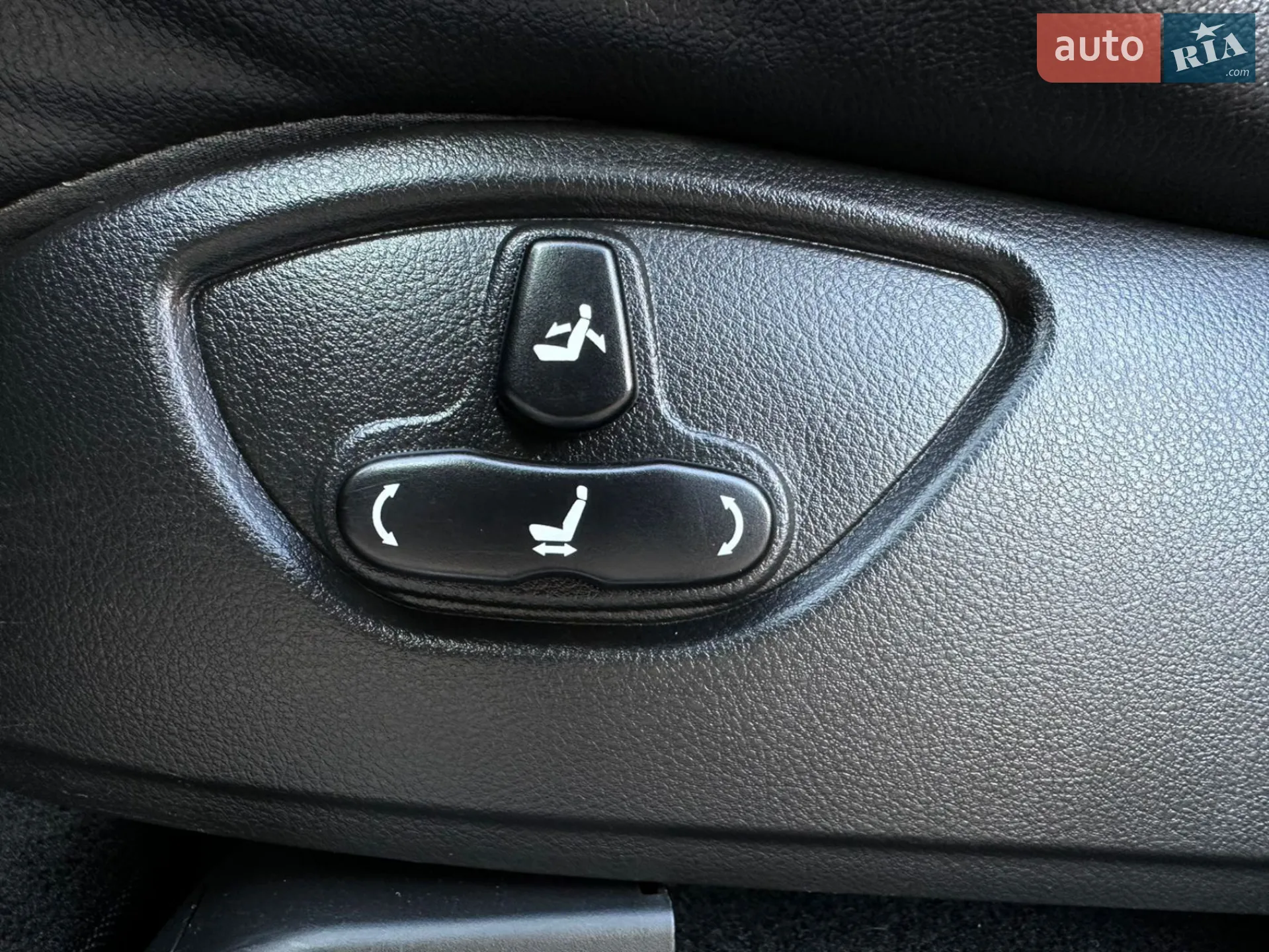 2013 SsangYong Rexton - мініатюра 42