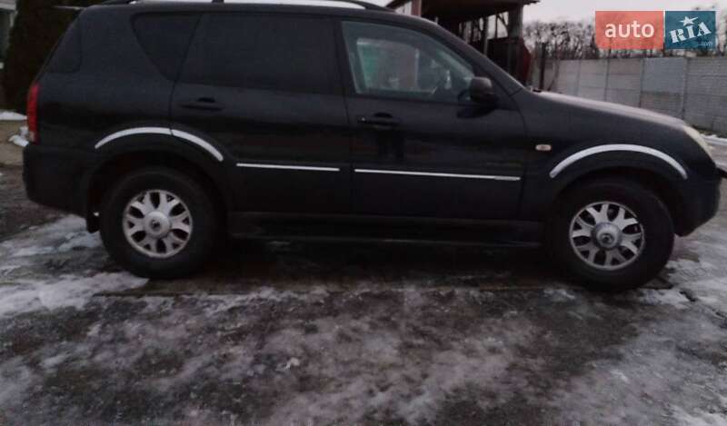 Позашляховик / Кросовер SsangYong Rexton 2005 в Дніпрі