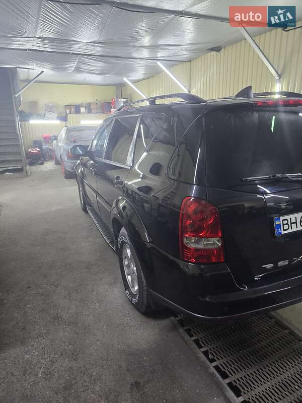 Внедорожник / Кроссовер SsangYong Rexton 2008 в Одессе