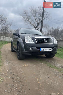 Внедорожник / Кроссовер SsangYong Rexton 2011 в 