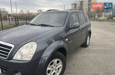 Позашляховик / Кросовер SsangYong Rexton 2007 в 