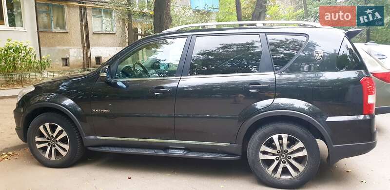 Внедорожник / Кроссовер SsangYong Rexton 2014 в 