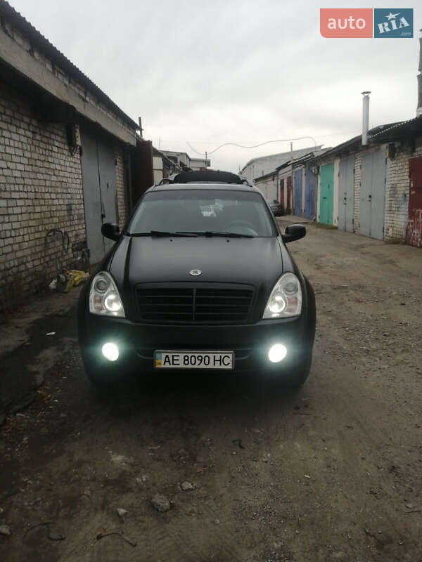 Позашляховик / Кросовер SsangYong Rexton 2010 в Запоріжжі
