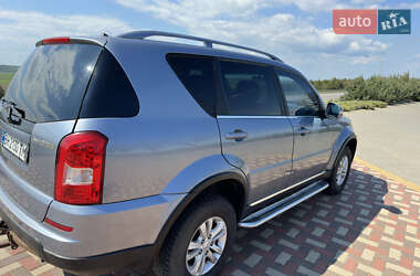 Позашляховик / Кросовер SsangYong Rexton 2013 в 