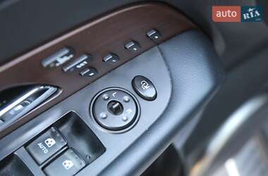 Внедорожник / Кроссовер SsangYong Rexton 2013 в 