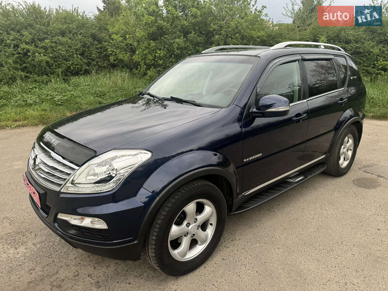 Внедорожник / Кроссовер SsangYong Rexton 2016 в Львове