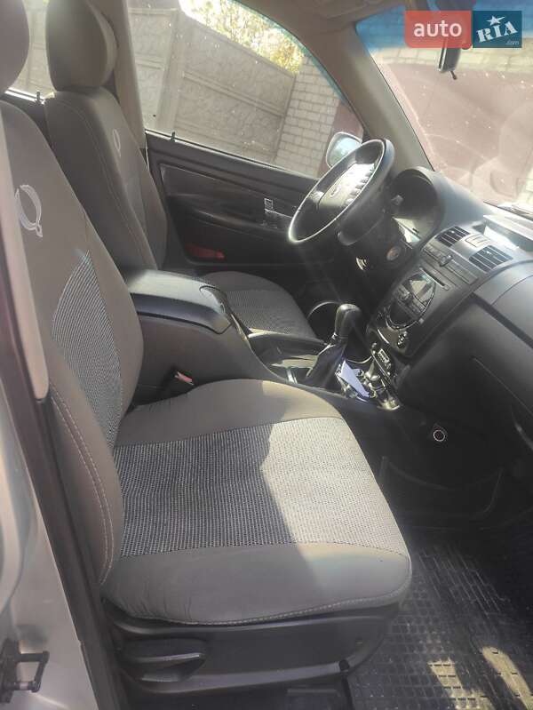 Внедорожник / Кроссовер SsangYong Rexton 2007 в Днепре