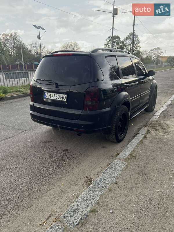 Внедорожник / Кроссовер SsangYong Rexton 2007 в Коростышеве