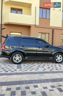 Внедорожник / Кроссовер SsangYong Rexton 2011 в 