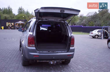 Внедорожник / Кроссовер SsangYong Rexton 2004 в 