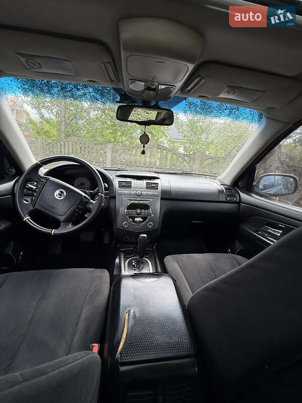 Внедорожник / Кроссовер SsangYong Rexton 2009 в Львове