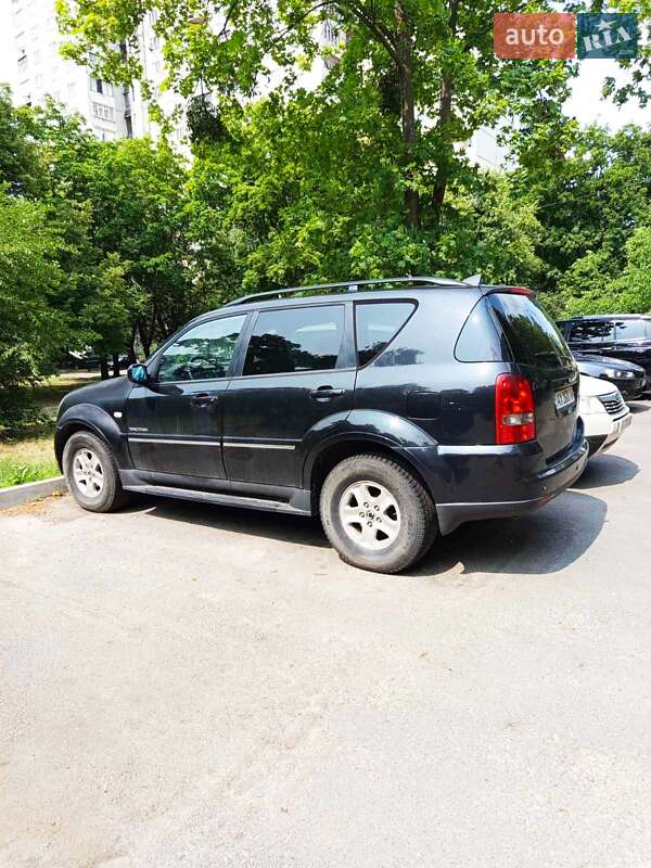 Внедорожник / Кроссовер SsangYong Rexton 2008 в 