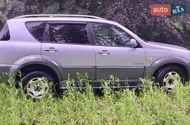 Позашляховик / Кросовер SsangYong Rexton 2006 в 