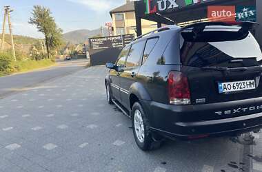 Внедорожник / Кроссовер SsangYong Rexton 2006 в 