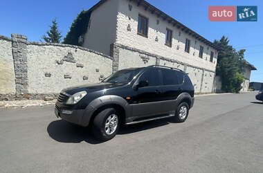 Внедорожник / Кроссовер SsangYong Rexton 2004 в 