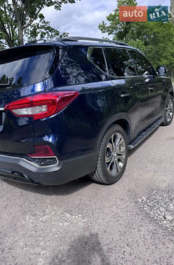 Позашляховик / Кросовер SsangYong Rexton 2017 в 