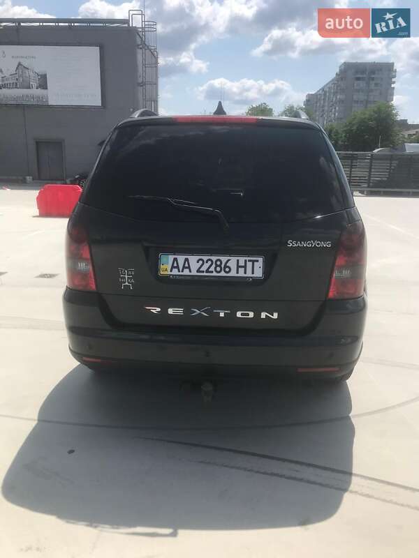Внедорожник / Кроссовер SsangYong Rexton 2008 в Киеве