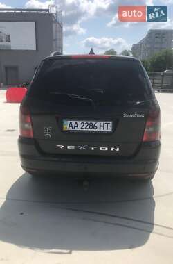 Позашляховик / Кросовер SsangYong Rexton 2008 в 