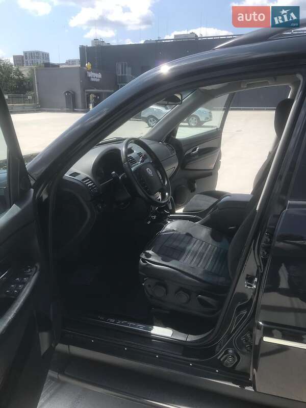 Внедорожник / Кроссовер SsangYong Rexton 2008 в Киеве