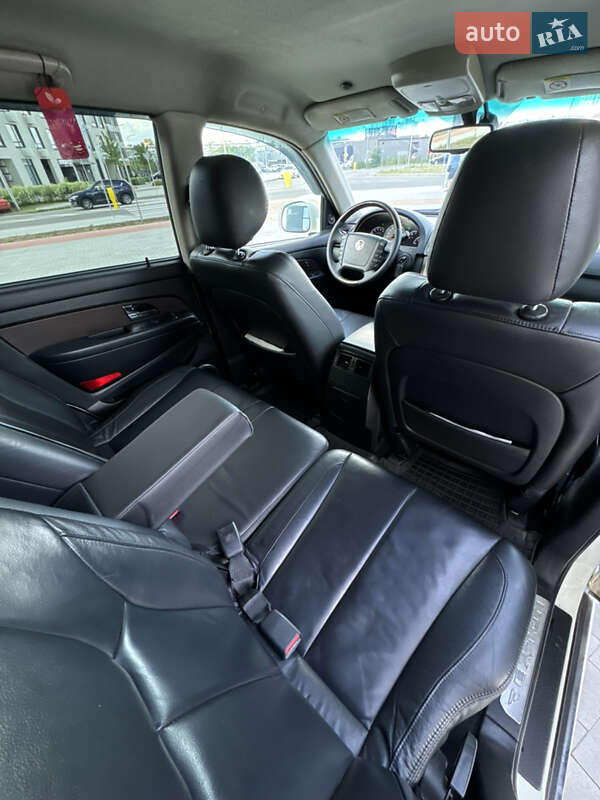 Внедорожник / Кроссовер SsangYong Rexton 2013 в Киеве