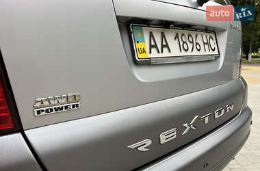 Позашляховик / Кросовер SsangYong Rexton 2008 в 