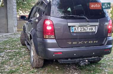 Внедорожник / Кроссовер SsangYong Rexton 2004 в 