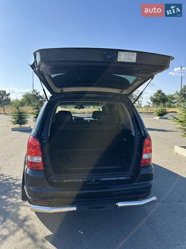 Внедорожник / Кроссовер SsangYong Rexton 2011 в Одессе