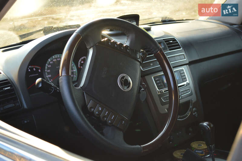Позашляховик / Кросовер SsangYong Rexton 2012 в Києві