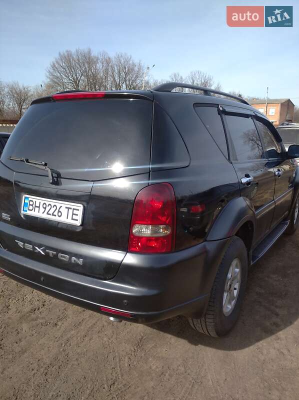 Внедорожник / Кроссовер SsangYong Rexton 2008 в Подольске