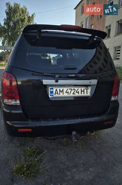 Позашляховик / Кросовер SsangYong Rexton 2005 в 