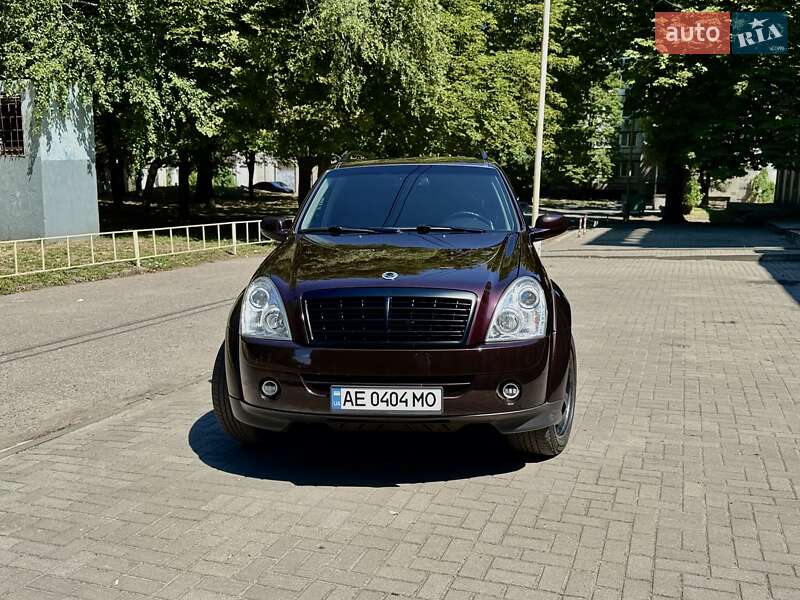 Внедорожник / Кроссовер SsangYong Rexton 2009 в Днепре фото 3 Внедорожник / Кроссовер SsangYong Rexton 2009 в Днепре