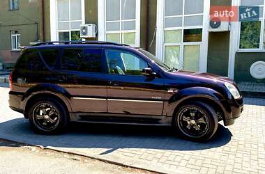 Позашляховик / Кросовер SsangYong Rexton 2009 в 