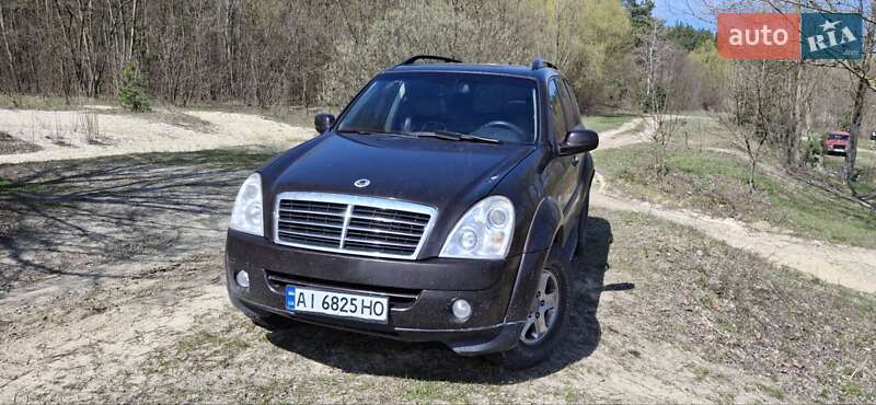 Внедорожник / Кроссовер SsangYong Rexton 2008 в 