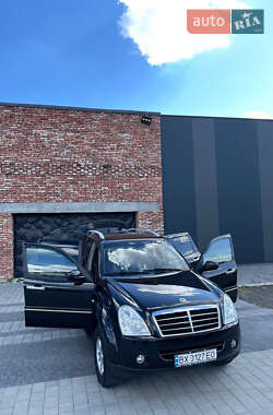 Внедорожник / Кроссовер SsangYong Rexton 2011 в 