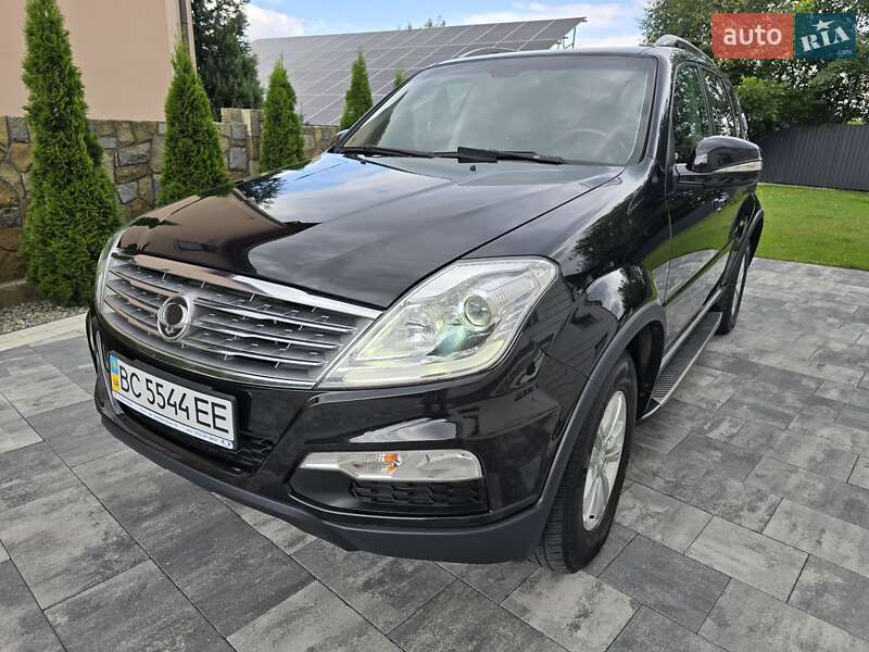 Внедорожник / Кроссовер SsangYong Rexton 2013 в Ивано-Франковске
