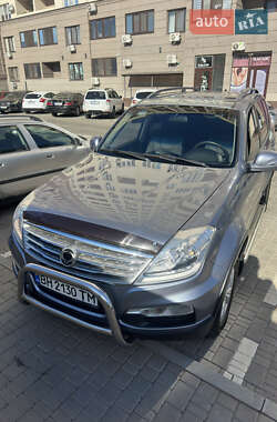Внедорожник / Кроссовер SsangYong Rexton 2012 в 