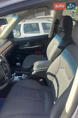 Внедорожник / Кроссовер SsangYong Rexton 2012 в 
