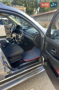 Внедорожник / Кроссовер SsangYong Rexton 2012 в 
