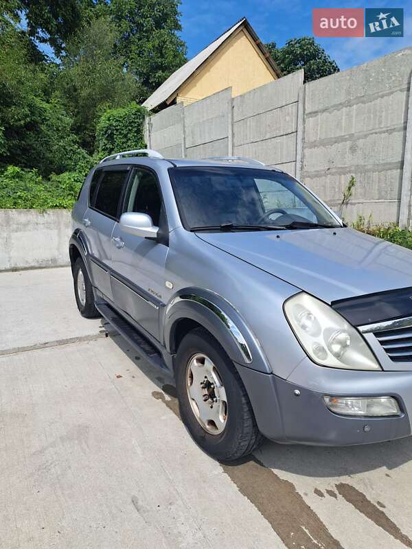 Позашляховик / Кросовер SsangYong Rexton 2006 в Києві