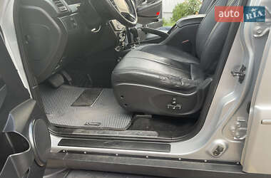 Внедорожник / Кроссовер SsangYong Rexton 2011 в 