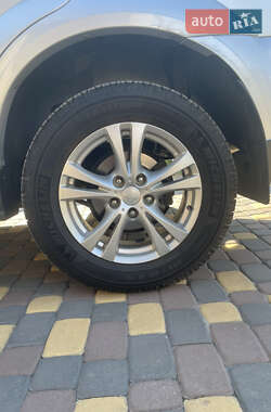 Внедорожник / Кроссовер SsangYong Rexton 2011 в 