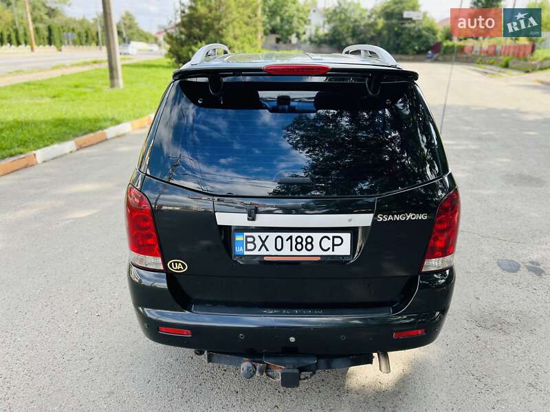 Позашляховик / Кросовер SsangYong Rexton 2004 в Чернівцях