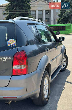 Позашляховик / Кросовер SsangYong Rexton 2006 в 