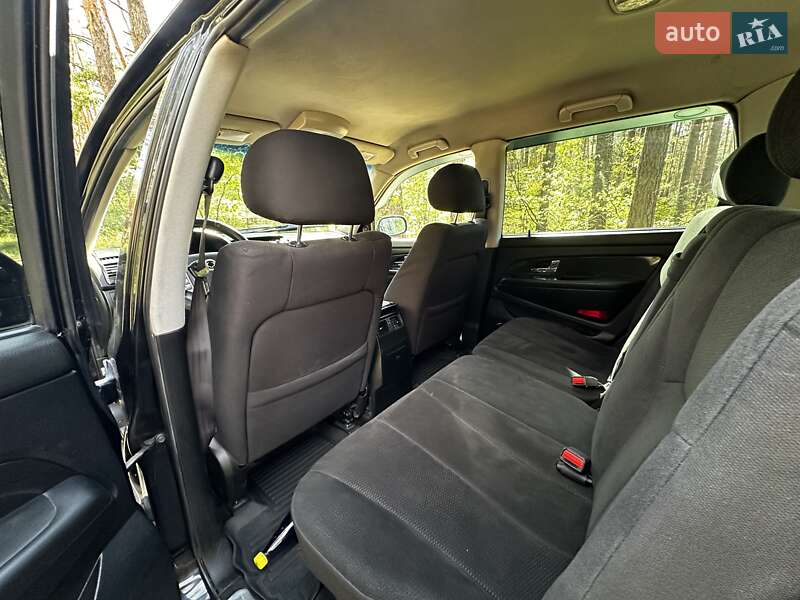 Внедорожник / Кроссовер SsangYong Rexton 2010 в Киеве