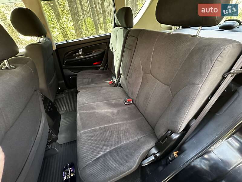 Внедорожник / Кроссовер SsangYong Rexton 2010 в Киеве
